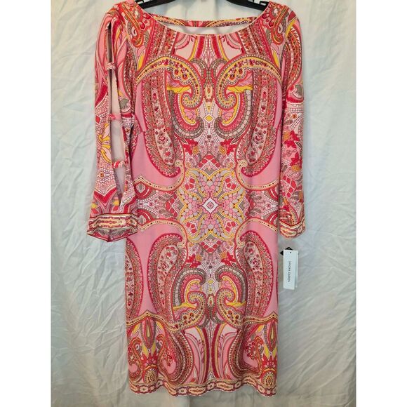 Sandra Darren Dresses & Skirts - NWT Sandra Darren Pink Paisley Sheath Dress 3/4 Sleeve Boat Neck Size 12